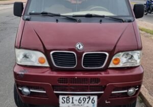 CAMIONETA CHINITA FURGON DFM 2011 FLAMANTE